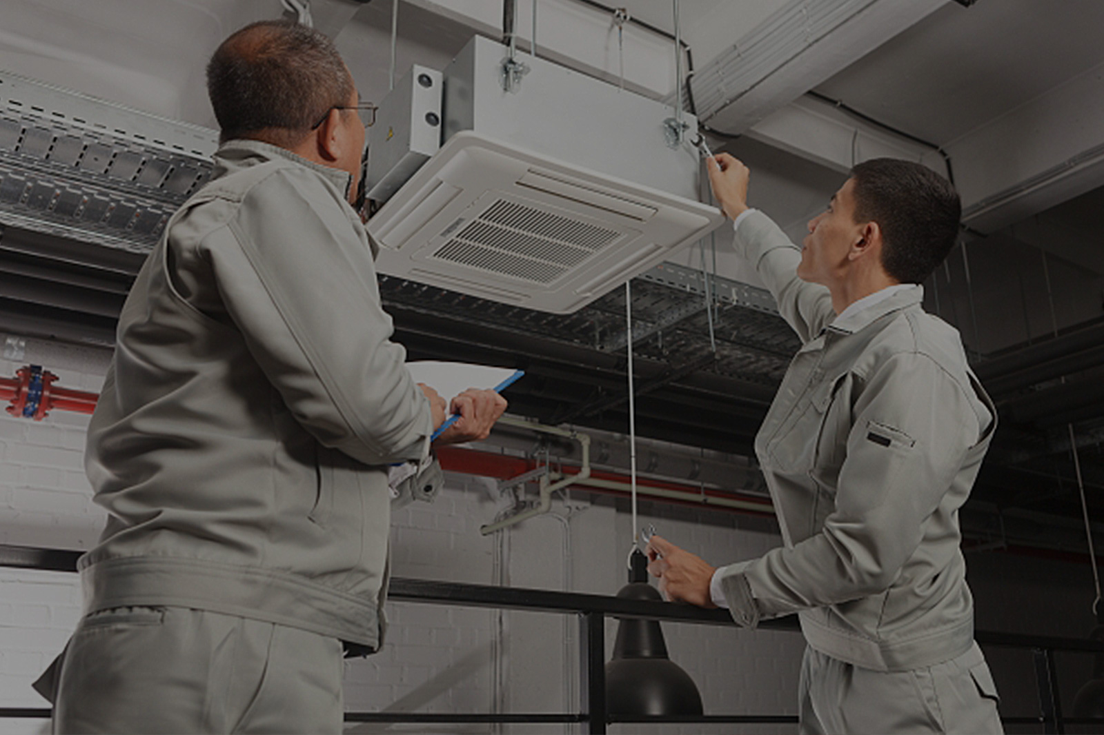 事業内容のタイトル背景画像